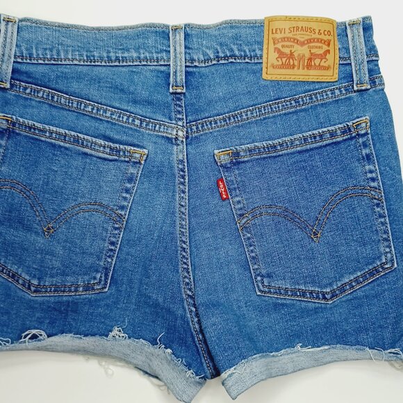 Levis High Rise Short W 27 - Picture 2 of 3